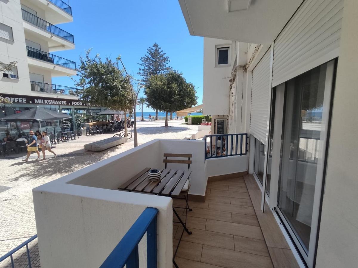 T1 Rosa Dos Ventos, A/C & Terrace - Casas & Papeis Apartment Armacao de Pera Bagian luar foto